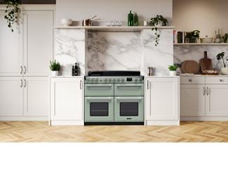 Falcon Estel Deluxe 110 Induction with slow cook cavity in Mint with Chrome trim